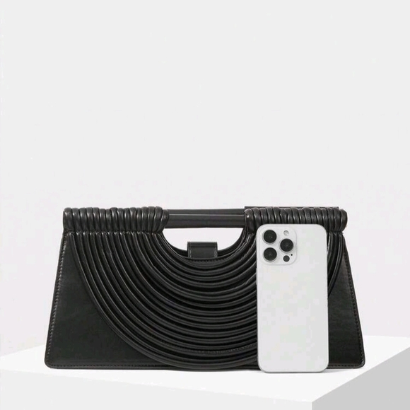 Elegant Black Clutch Bag - Picture 4 of 4